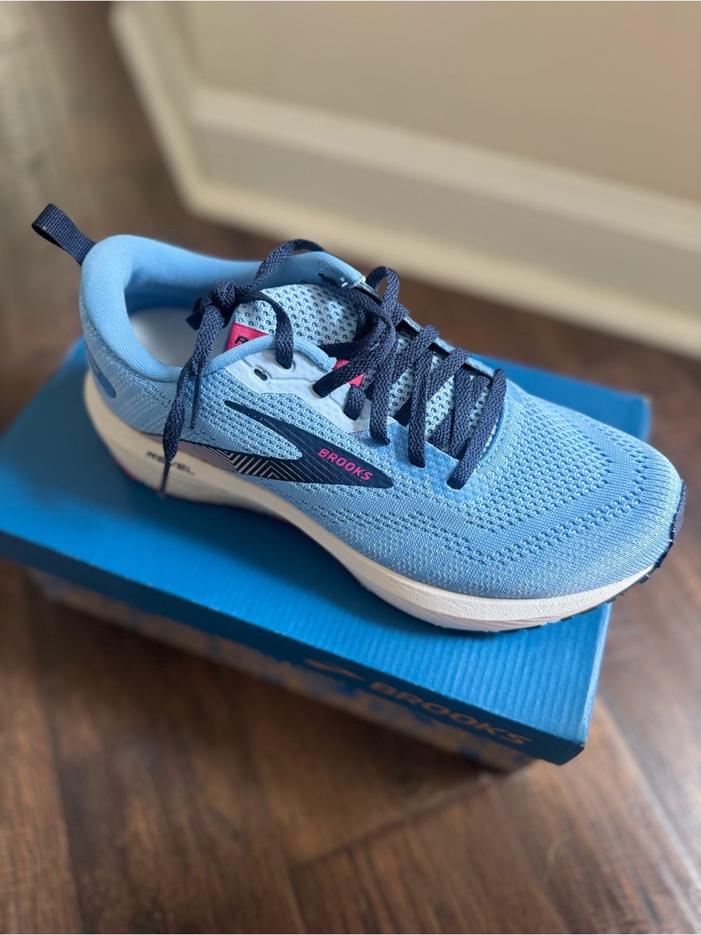 Brooks Revel 6 Women's Athletic Shoes - Bright Blue